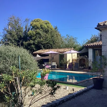 Bed & Breakfast Le Bois De Montpouillan