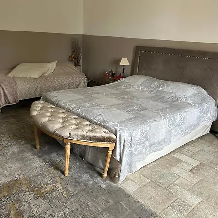 Le Bois De Bed & Breakfast Montpouillan