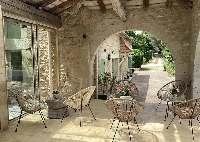 Le Bois De Panzió Montpouillan