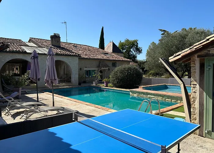 Panzió Le Bois De Montpouillan