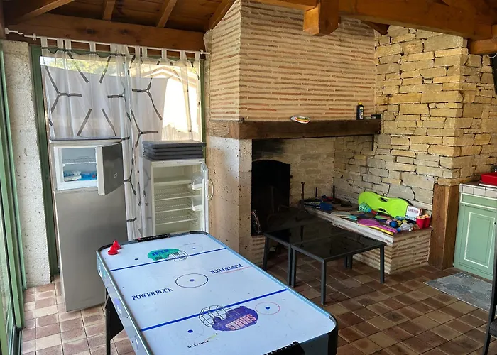 Le Bois De 4* Montpouillan